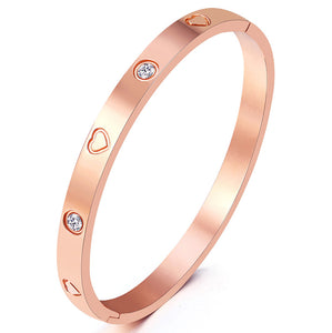 MVCOLEDY 18 K Gold Heart and Stone Bangle